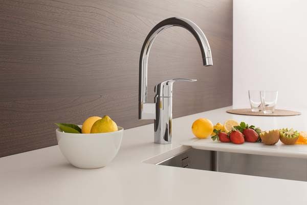 Смеситель для кухонной мойки Grohe Eurosmart 33202002