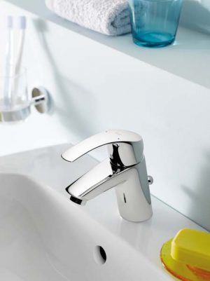 Смеситель для раковины Grohe Eurosmart 32467002