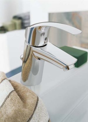 Смеситель для раковины Grohe Eurosmart 33265002